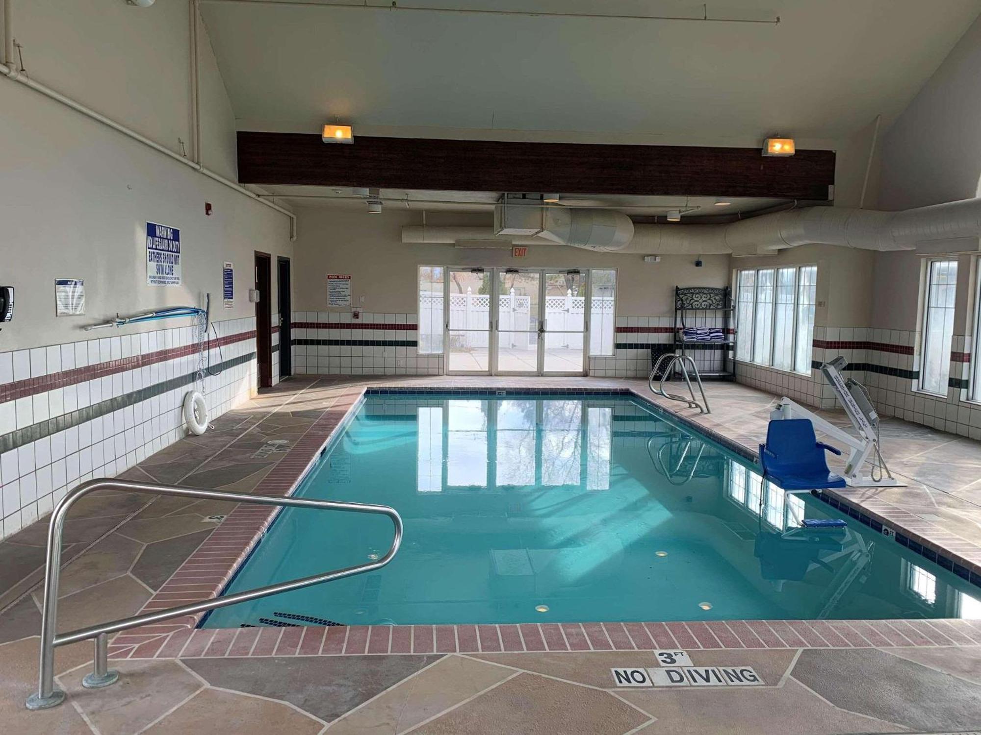 Country Inn & Suites By Radisson, West Valley City, Ut Екстериор снимка