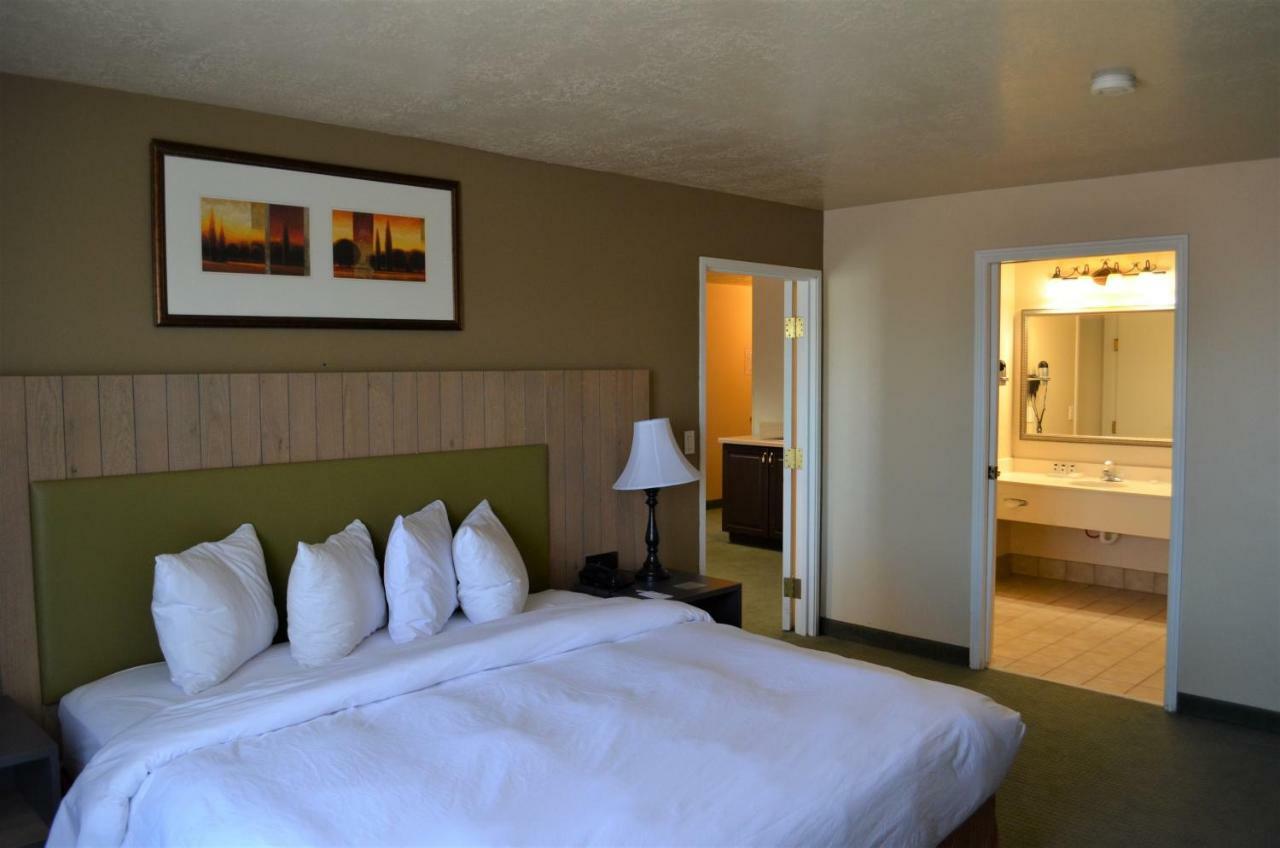 Country Inn & Suites By Radisson, West Valley City, Ut Екстериор снимка